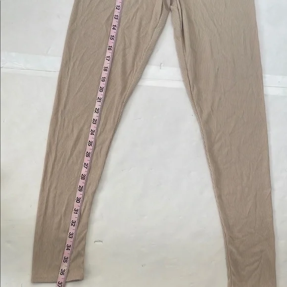PrettyLittleThing Ribbed Tan Legging Pants with Elastic Waistband Size 6 - Picture 13 of 17